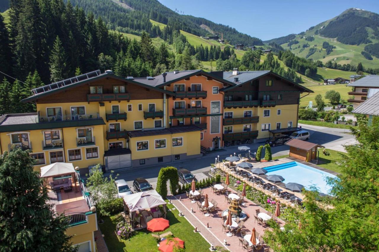 Hotel Austria Saalbach-Hinterglemm Extérieur photo